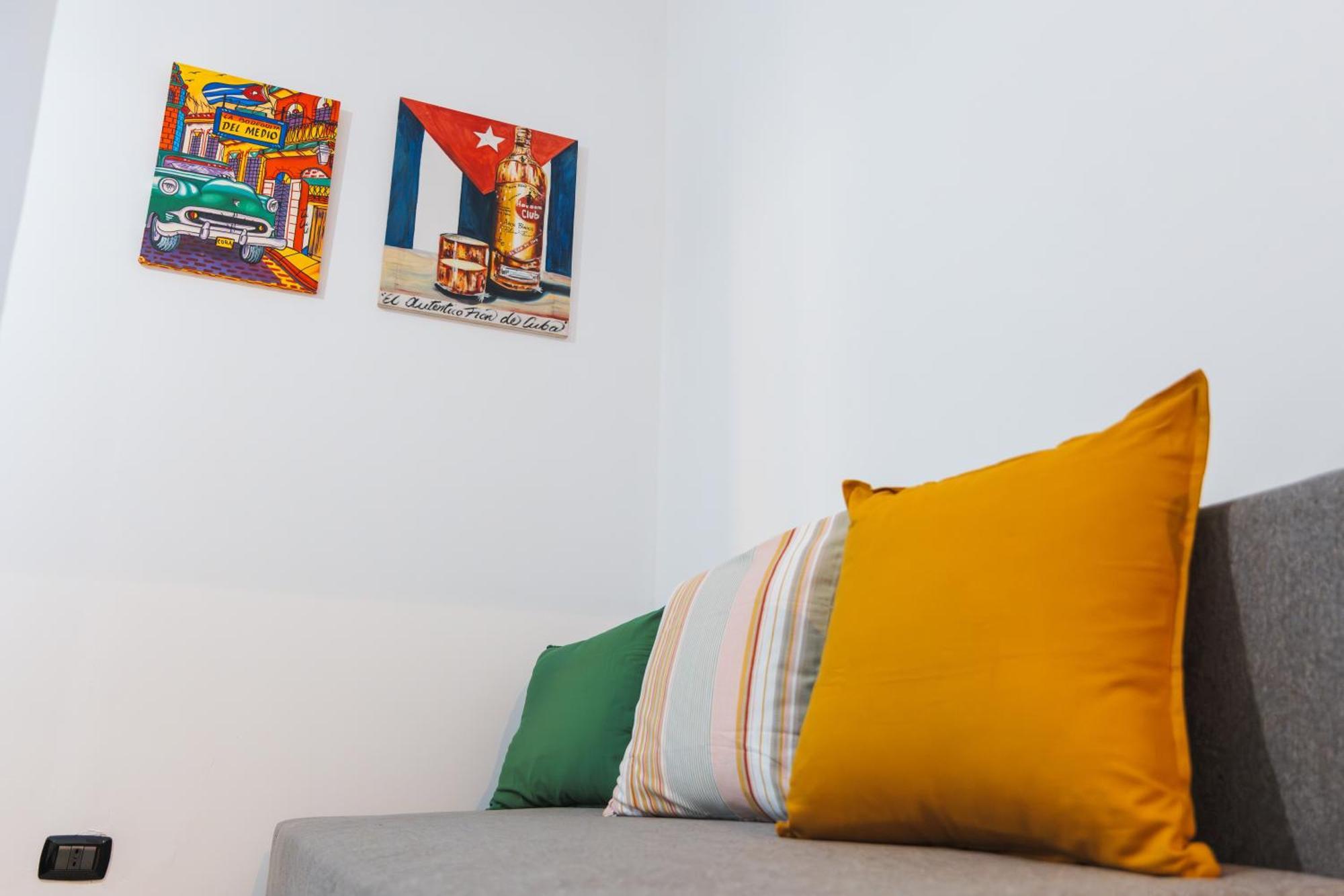 Lotto-sansiro, Comfort Business & Wi-fi Apartment Mailand